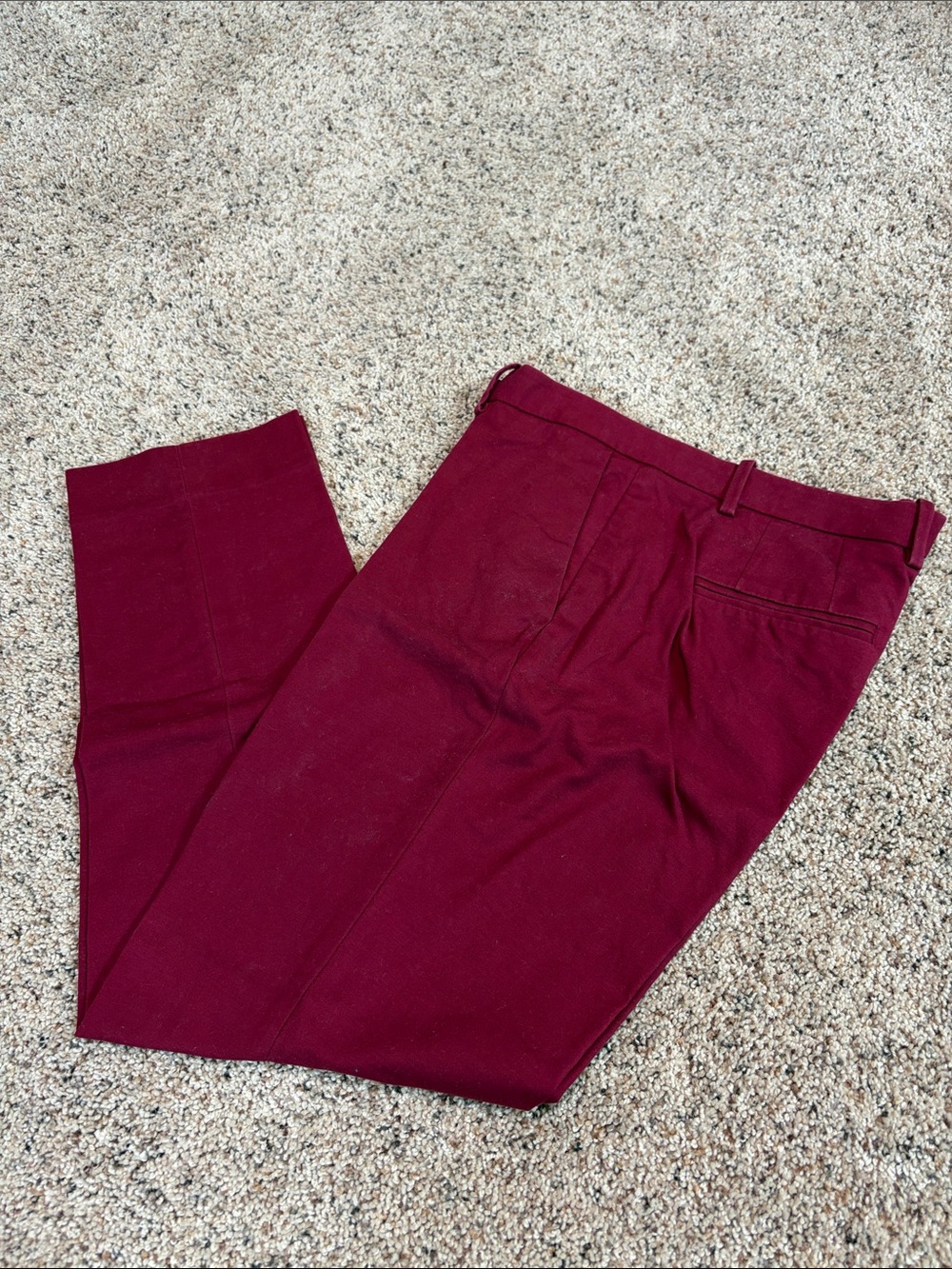 GAP Women’s Burgundy Slim Crop Pant